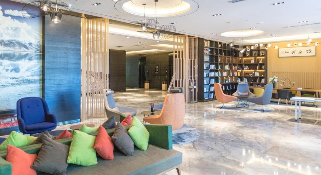吐鲁番文化西路亚朵酒店 外观 照片